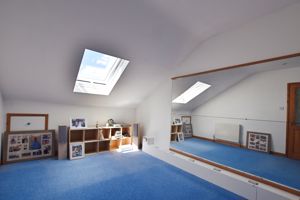 Photo 19- click for photo gallery